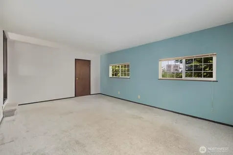 11524 36th Street E Edgewood WA 98372