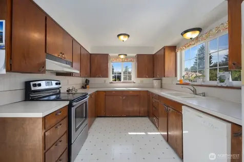 11524 36th Street E Edgewood WA 98372