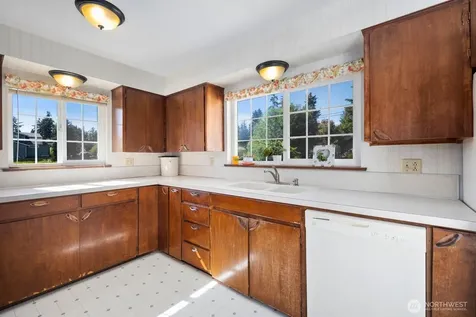 11524 36th Street E Edgewood WA 98372