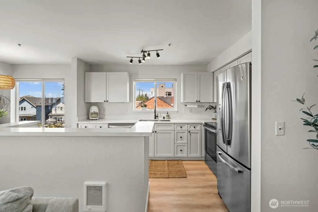 4409 California Avenue SW Seattle WA 98116
