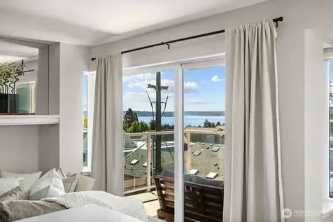4409 California Avenue SW Seattle WA 98116