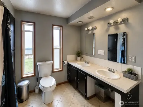 402 Juniper Street Oroville WA 98844