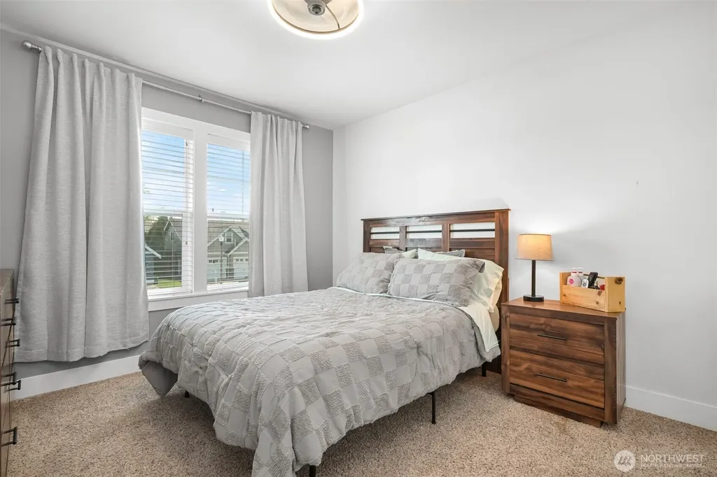 2113 Shea Street Lynden WA 98264