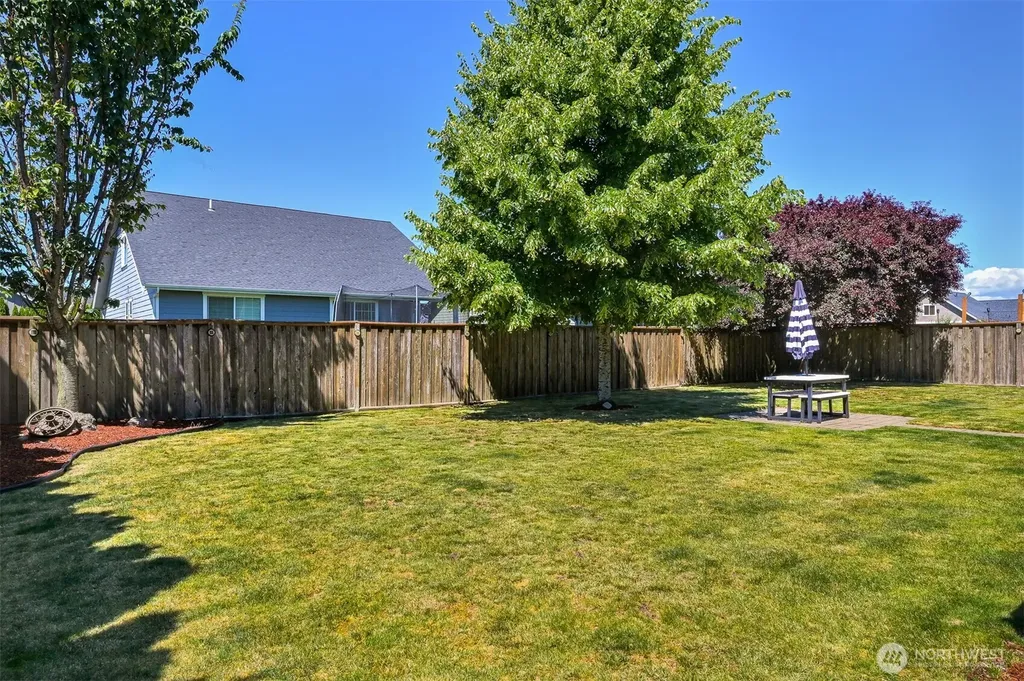 2113 Shea Street Lynden WA 98264