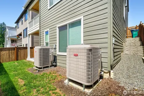 24503 NE 18th Street Sammamish WA 98074