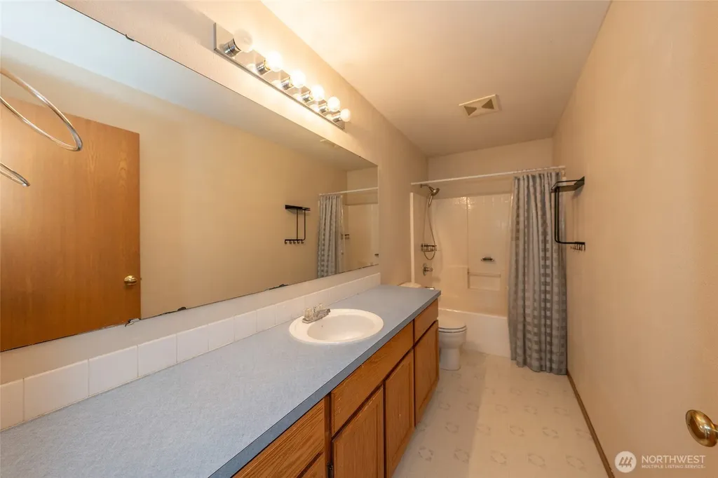 15301 105th Avenue SE Yelm WA 98597