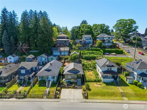 3310 Rucker Avenue Everett WA 98201