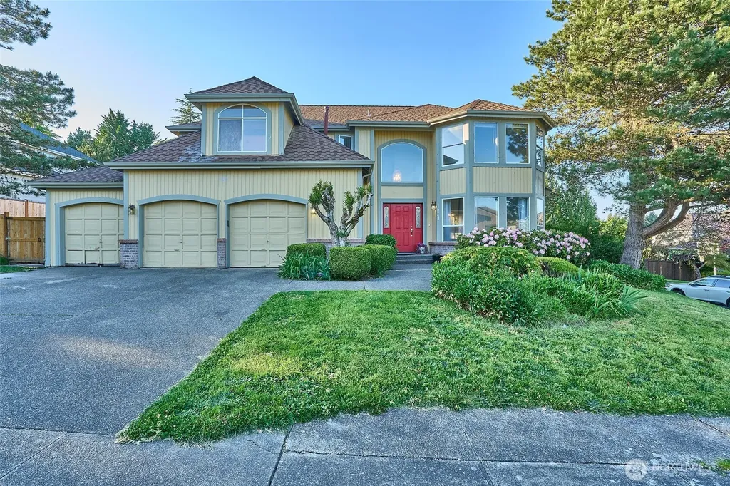 14542 SE 243rd Place Kent WA 98042