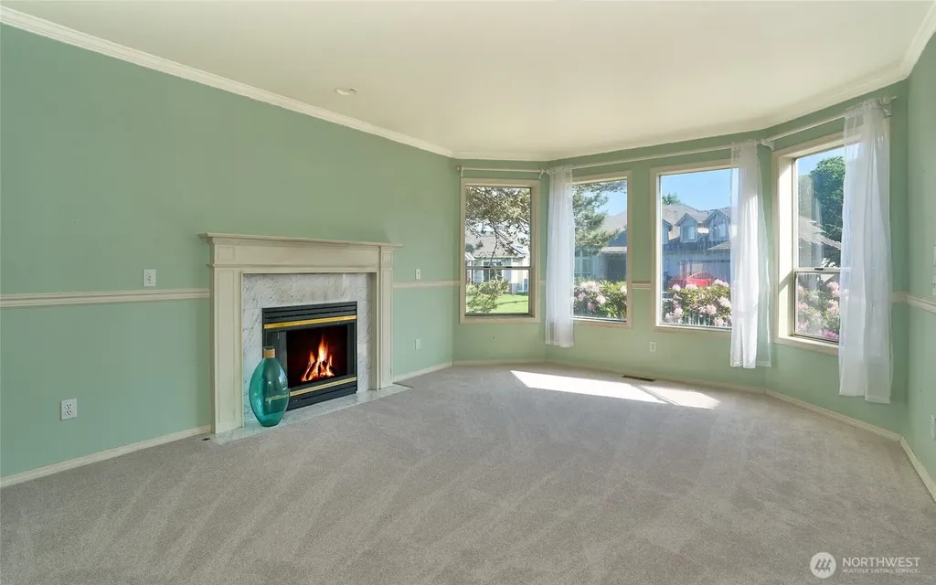 14542 SE 243rd Place Kent WA 98042