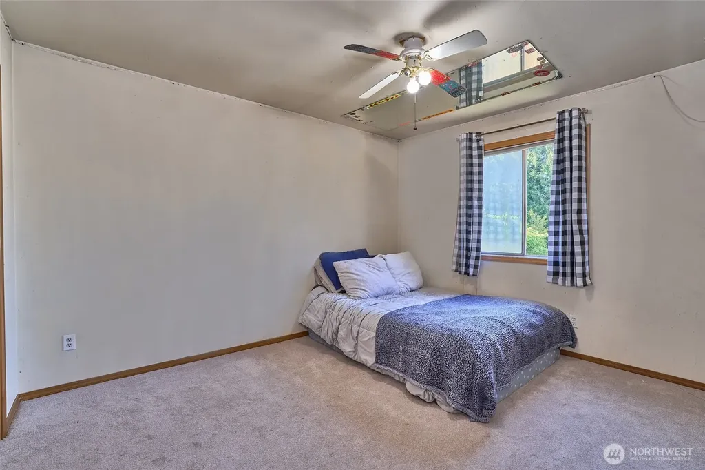 14542 SE 243rd Place Kent WA 98042