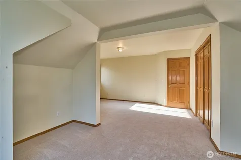 14542 SE 243rd Place Kent WA 98042