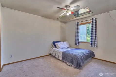 14542 SE 243rd Place Kent WA 98042