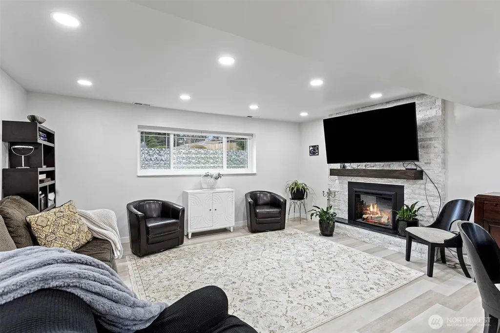 11810 SE 323rd Place Auburn WA 98092
