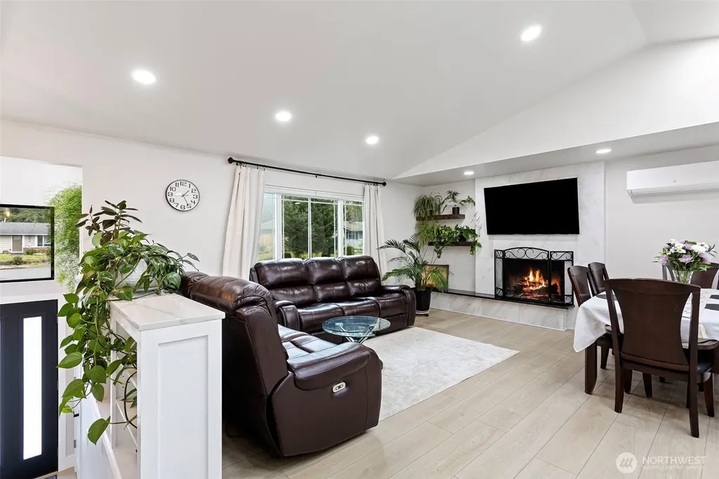 11810 SE 323rd Place Auburn WA 98092