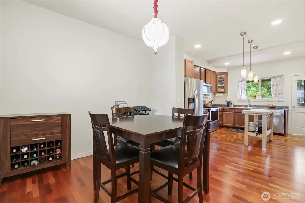 4812 Pointes Drive Mukilteo WA 98275