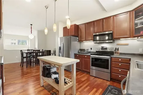 4812 Pointes Drive Mukilteo WA 98275