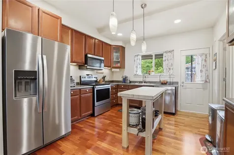 4812 Pointes Drive Mukilteo WA 98275