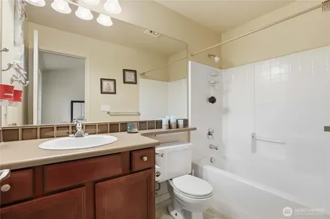 4812 Pointes Drive Mukilteo WA 98275