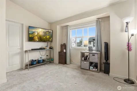 4812 Pointes Drive Mukilteo WA 98275