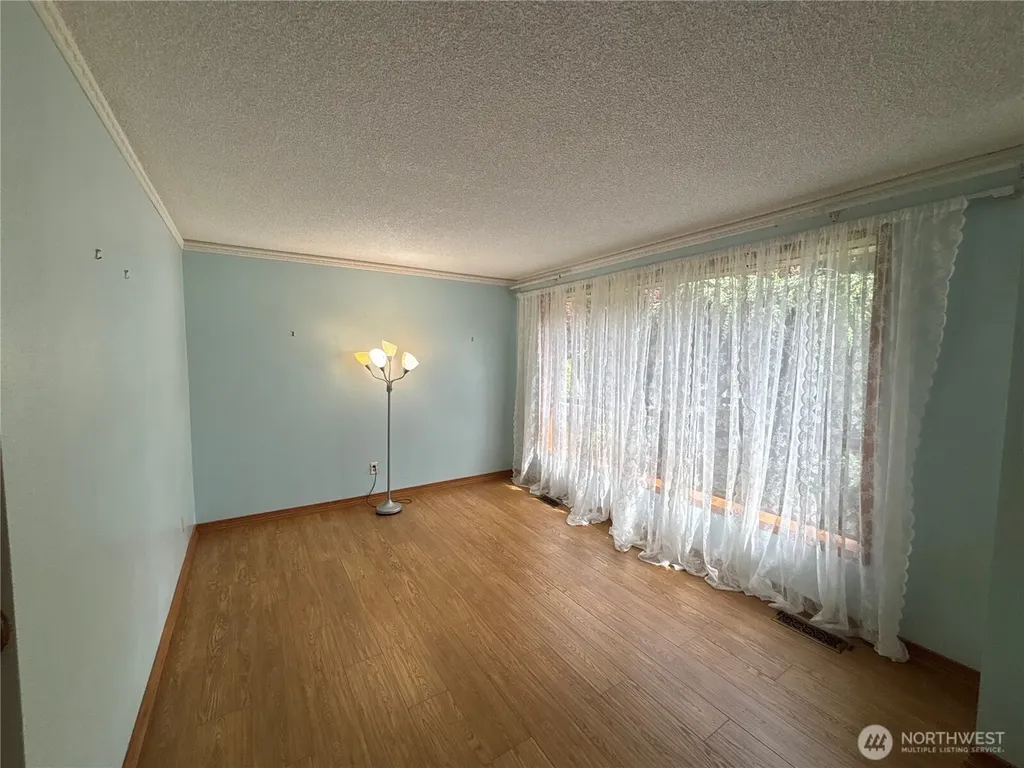 13214 SE 91st Street Newcastle WA 98059