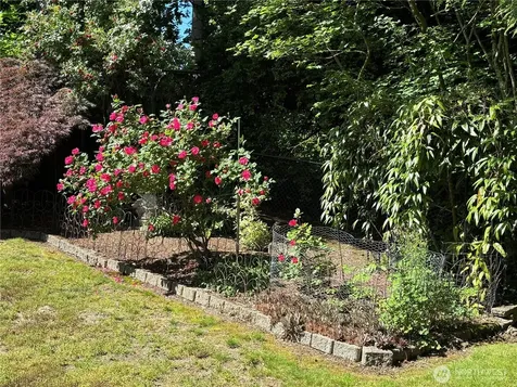 13214 SE 91st Street Newcastle WA 98059