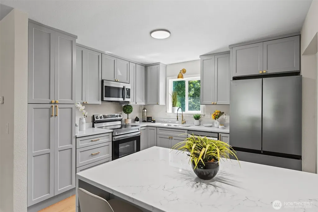 916 Bowker Street SE Lacey WA 98503