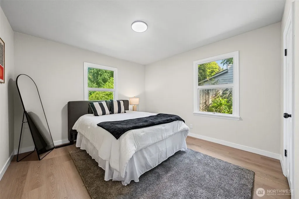 916 Bowker Street SE Lacey WA 98503