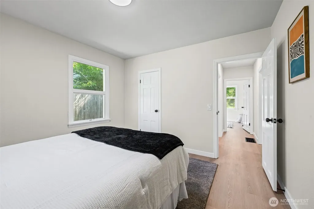 916 Bowker Street SE Lacey WA 98503