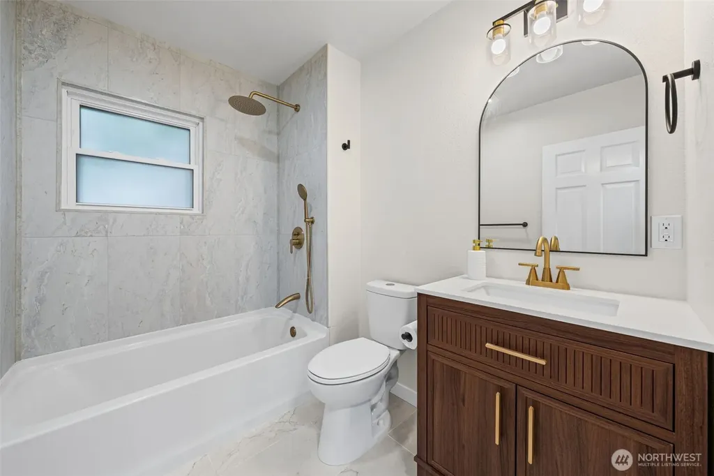 916 Bowker Street SE Lacey WA 98503