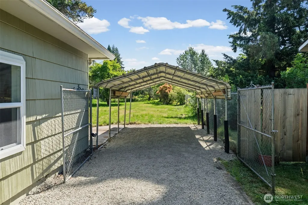 916 Bowker Street SE Lacey WA 98503