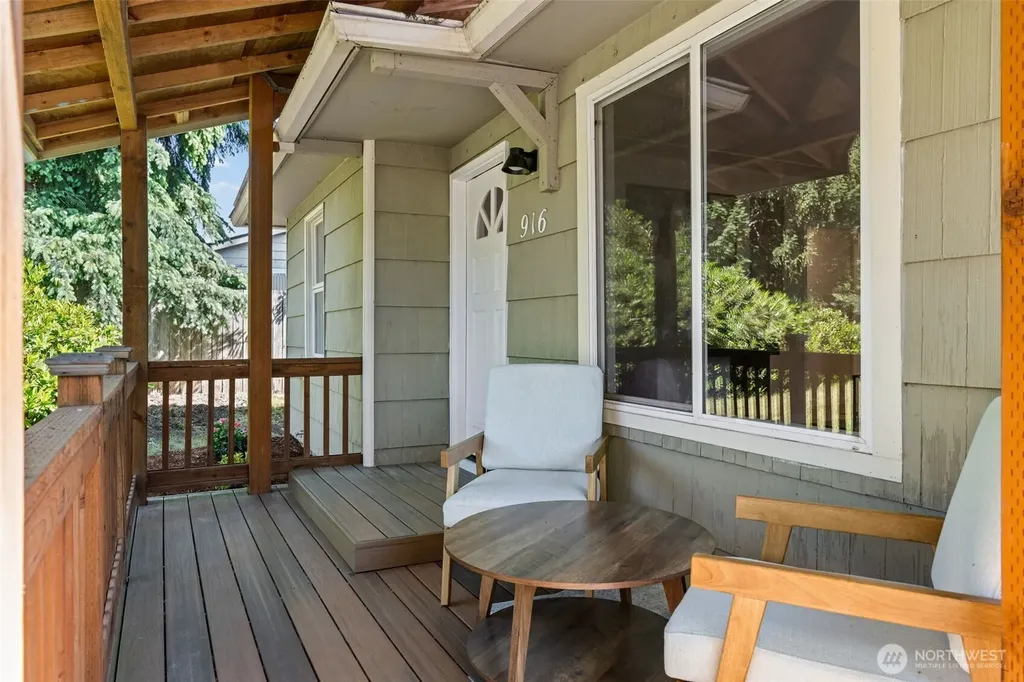 916 Bowker Street SE Lacey WA 98503