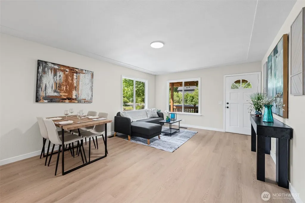 916 Bowker Street SE Lacey WA 98503