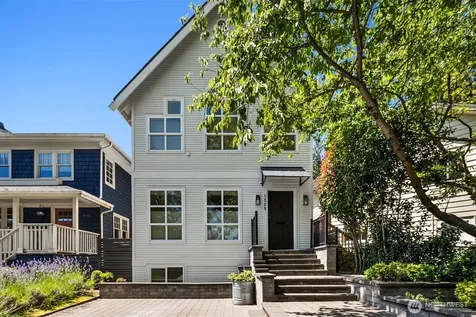 1525 Mcgilvra Boulevard E Seattle WA 98112