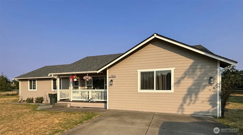 7824 196th Lane SW Rochester WA 98579