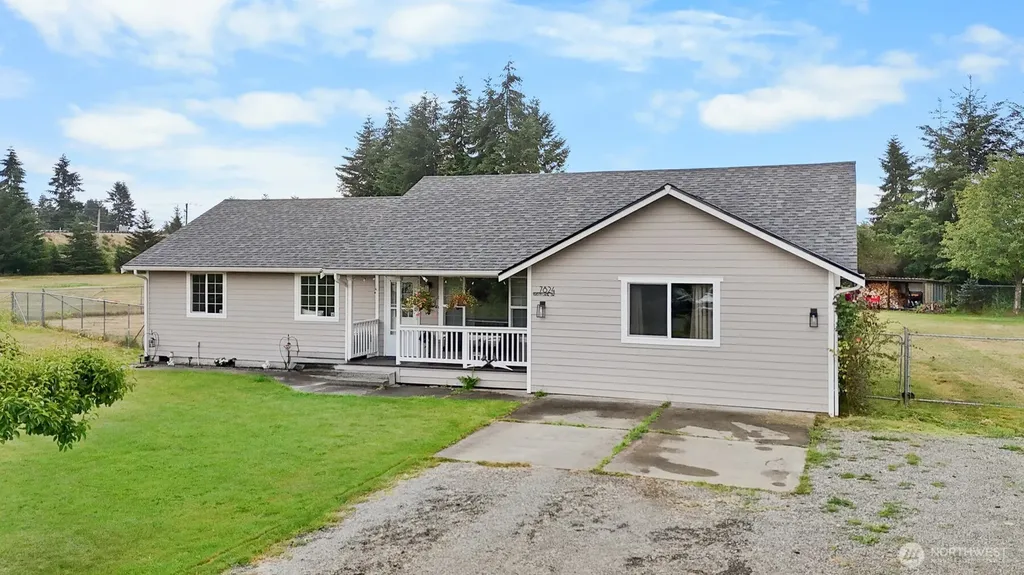 7824 196th Lane SW Rochester WA 98579