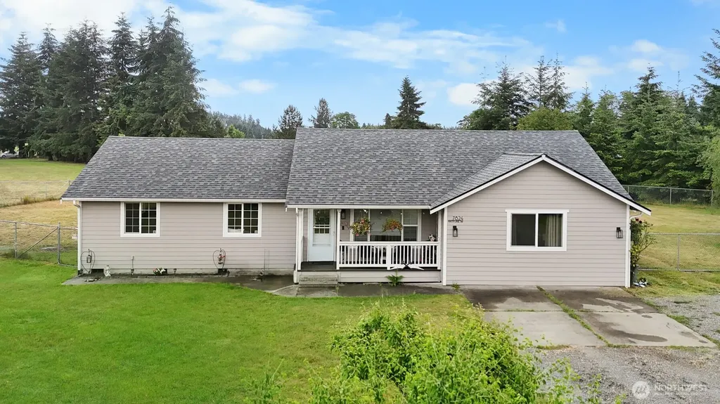 7824 196th Lane SW Rochester WA 98579