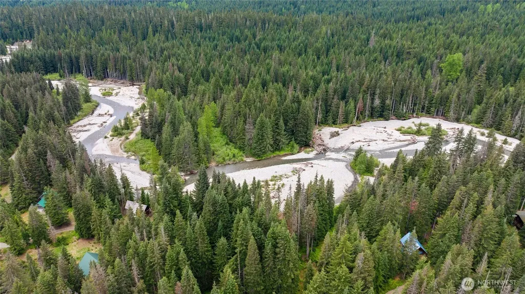 42 Gold Creek Lane Snoqualmie Pass WA 98068