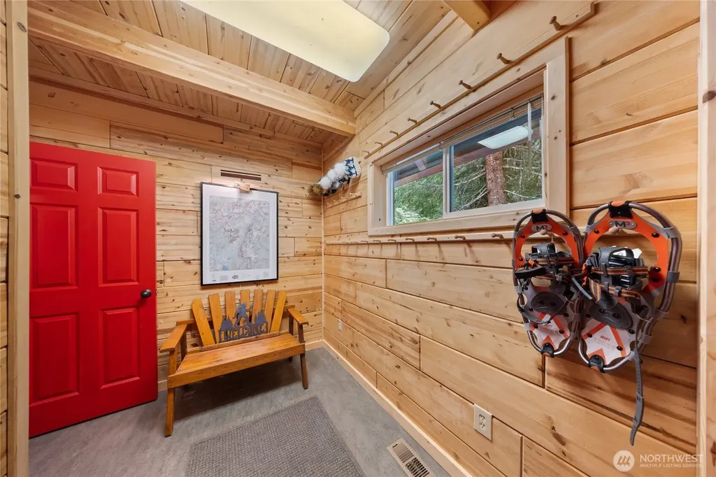 42 Gold Creek Lane Snoqualmie Pass WA 98068