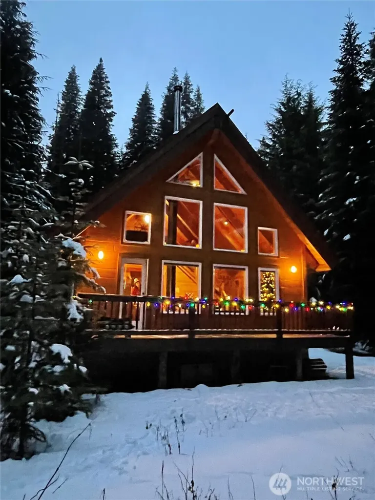 42 Gold Creek Lane Snoqualmie Pass WA 98068