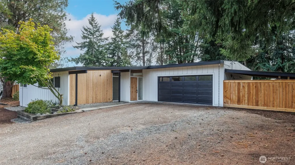 6320 Gregory Street W University Place WA 98466