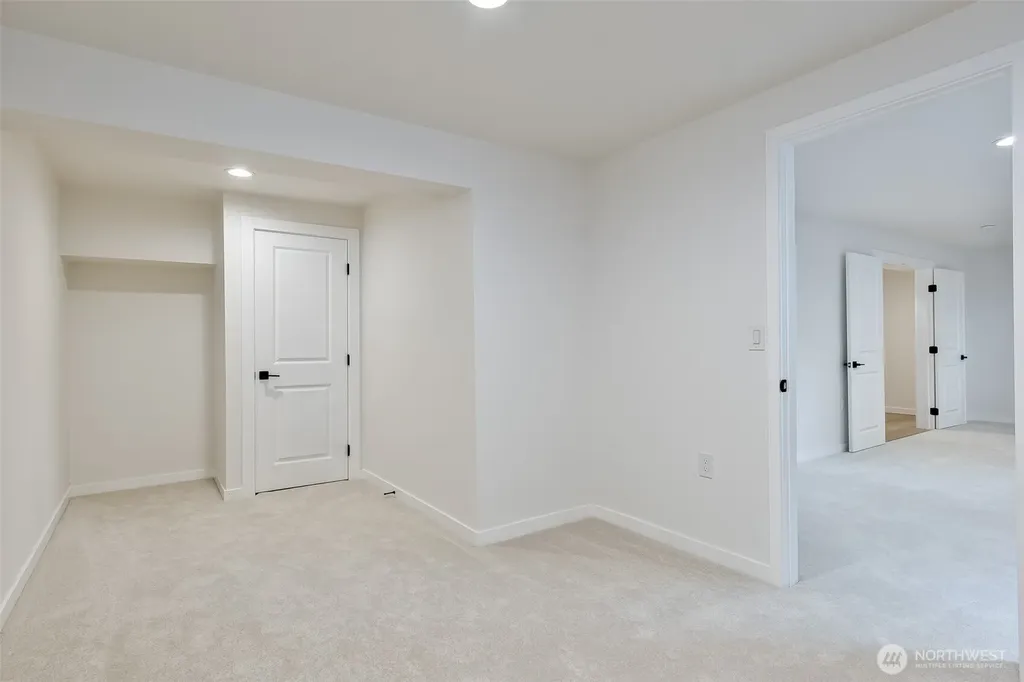 6320 Gregory Street W University Place WA 98466