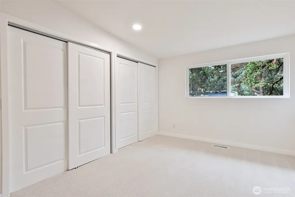 6320 Gregory Street W University Place WA 98466