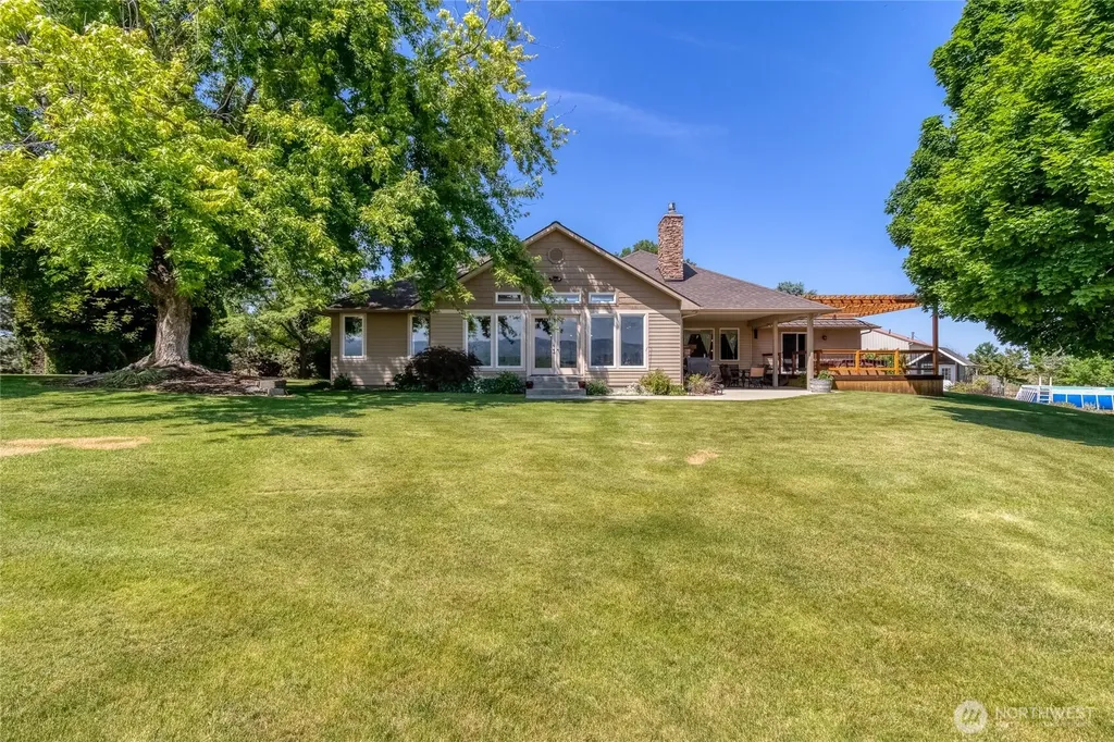4673 Larson Road Walla Walla WA 99362