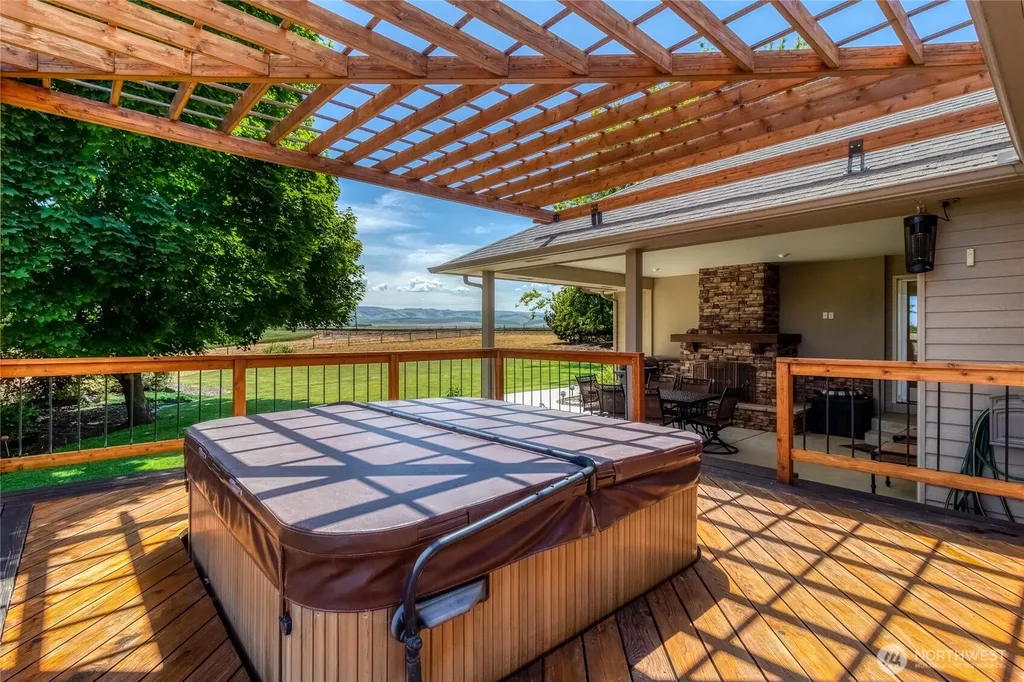 4673 Larson Road Walla Walla WA 99362