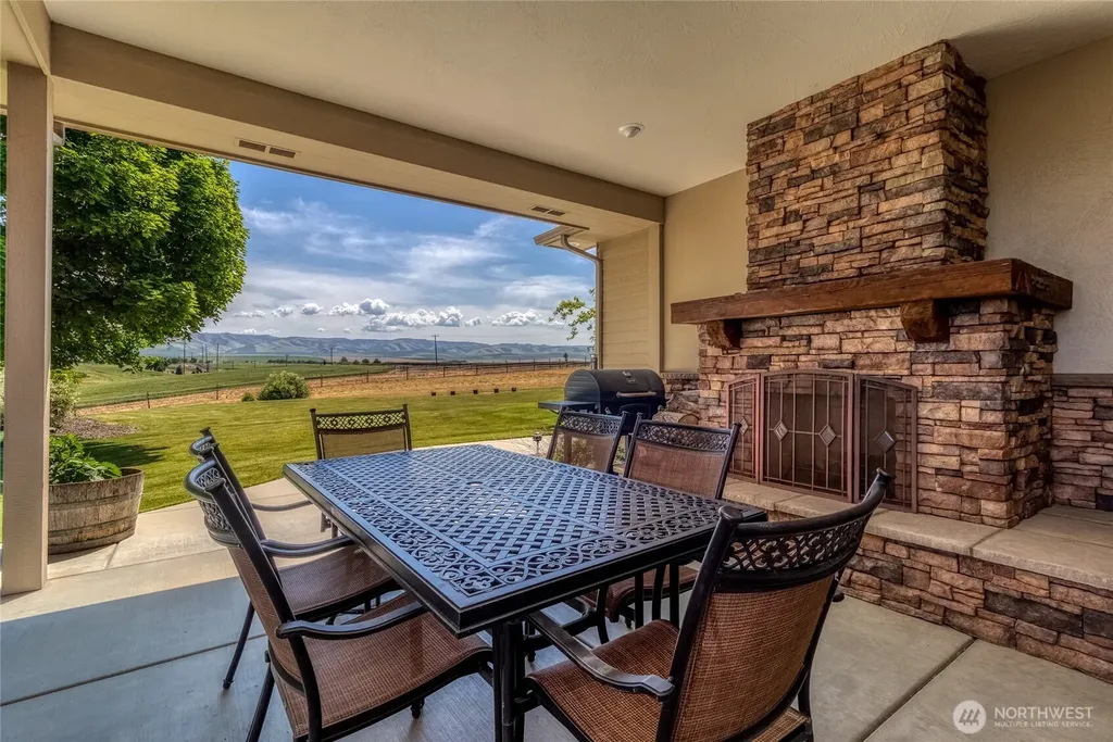 4673 Larson Road Walla Walla WA 99362