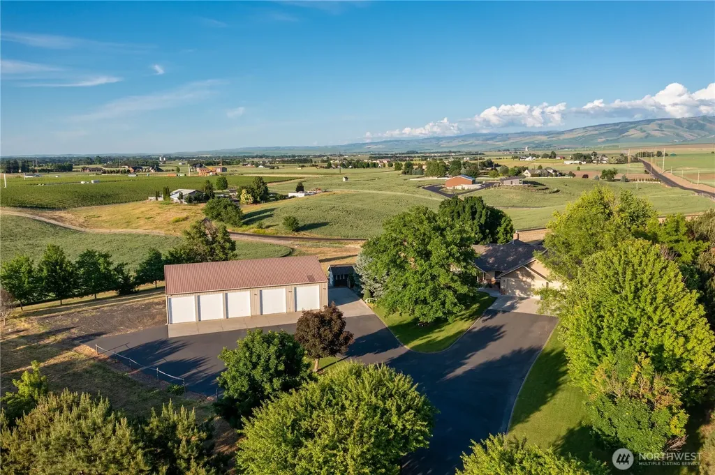 4673 Larson Road Walla Walla WA 99362