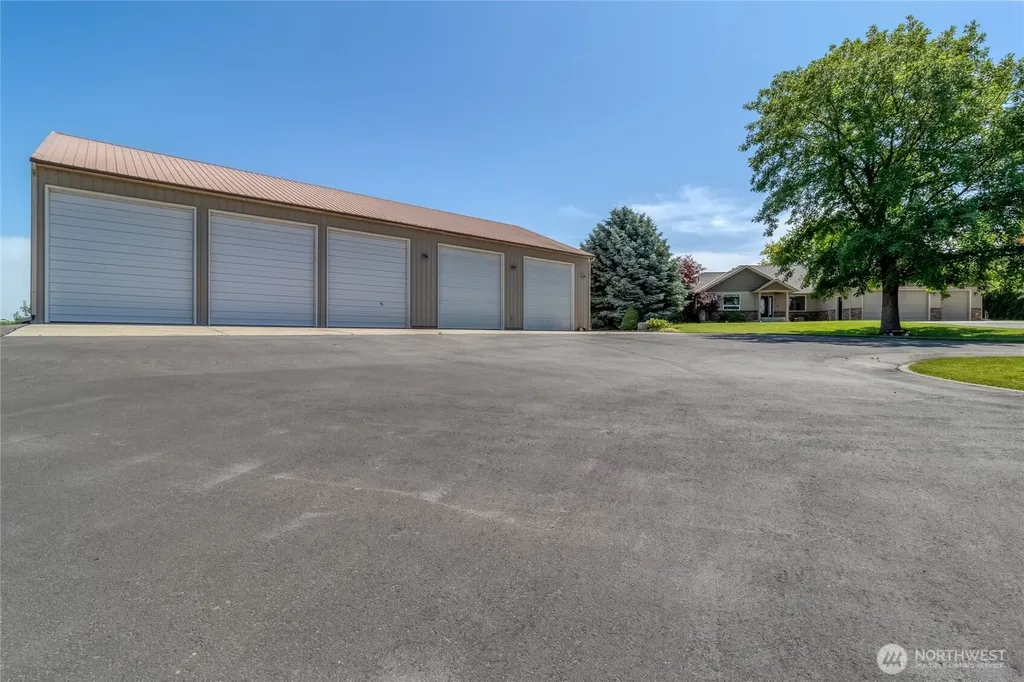 4673 Larson Road Walla Walla WA 99362
