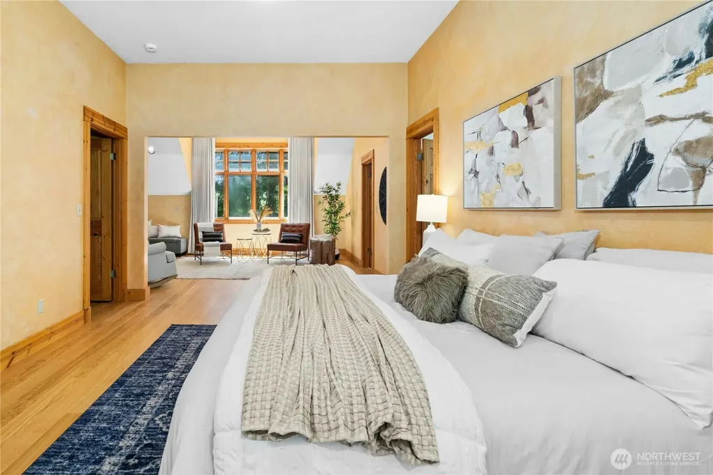 19027 SE May Valley Road Issaquah WA 98027