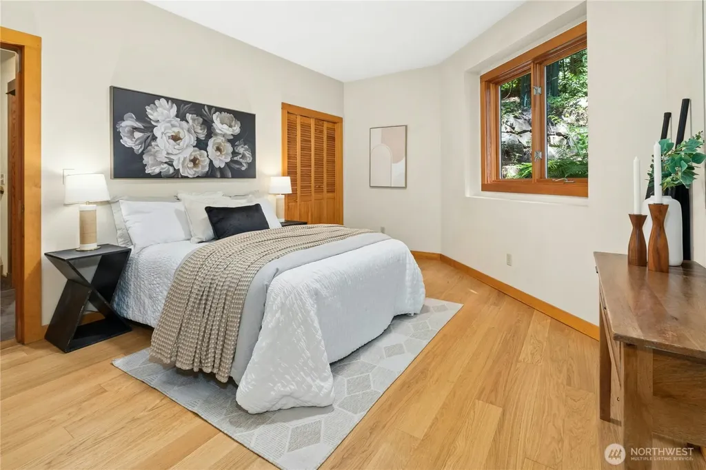 19027 SE May Valley Road Issaquah WA 98027