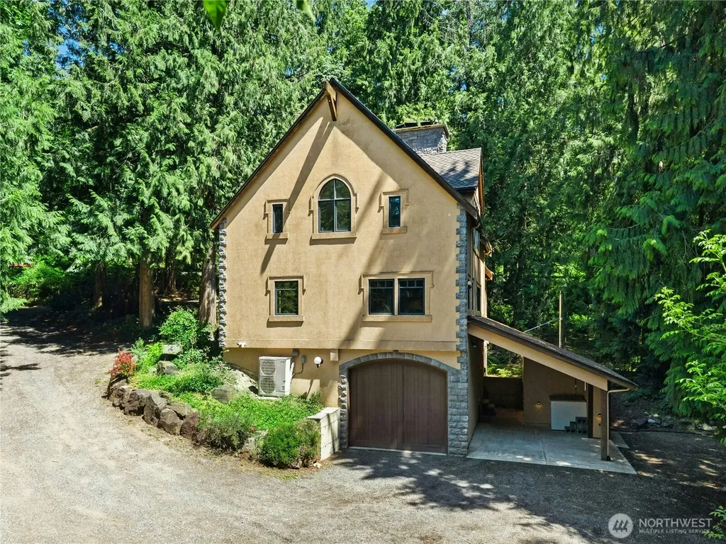 19027 SE May Valley Road Issaquah WA 98027